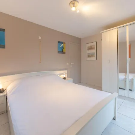 De Vakantieduinen Aan Zee By Interhome * Mispelburg